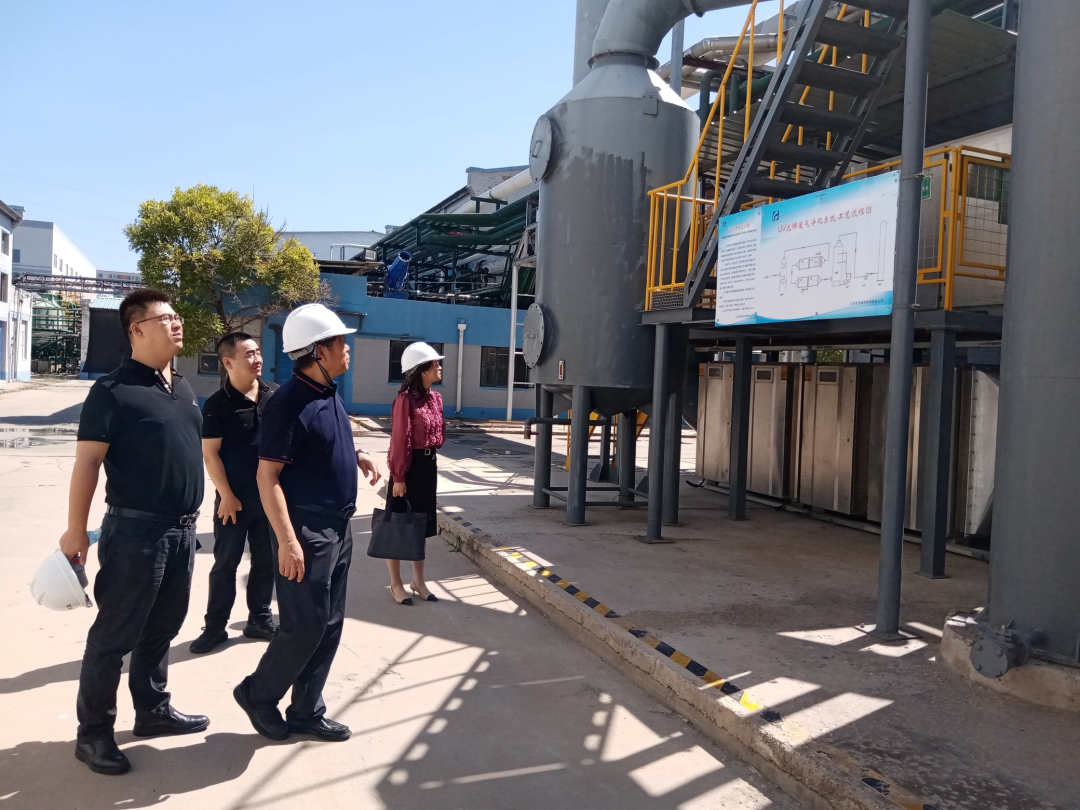 黃山市徽州區(qū)副區(qū)長(zhǎng)程麗群一行赴天罡集團(tuán)調(diào)研考察 黃山市徽州區(qū)副區(qū)長(zhǎng)程麗群一行赴天罡集團(tuán)調(diào)研考察