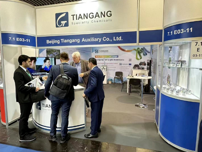 ?天罡歐洲團隊攜個創新產品成功亮相世界橡塑展德國K展